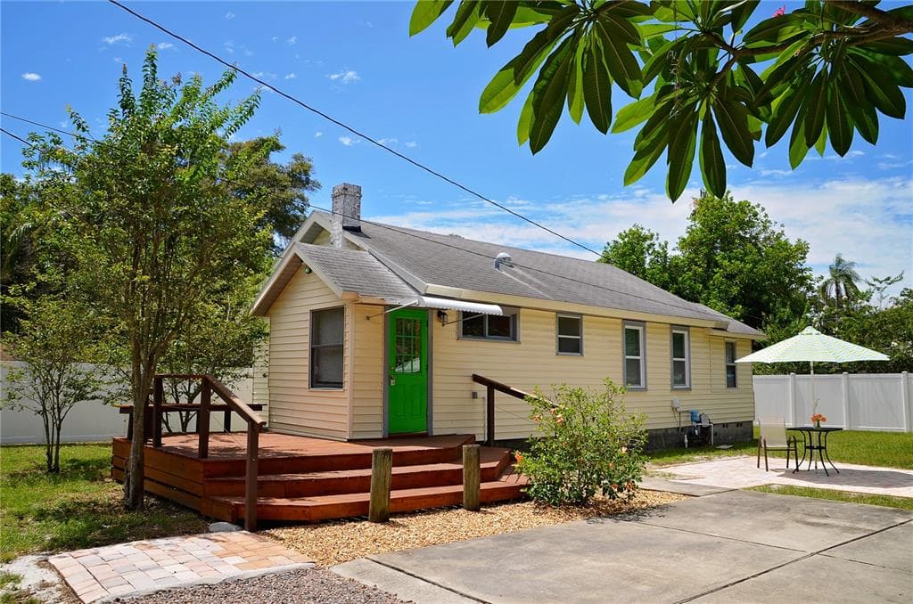 5026 1/2 26TH AVENUE S GULFPORT, FL 33707