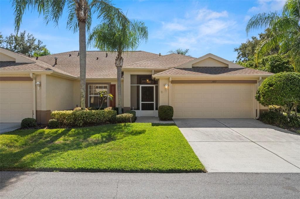 1927 ACADIA GREENS DRIVE SUN CITY CENTER, FL 33573