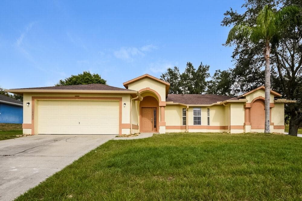 10433 CALLE DE FLORES DRIVE CLERMONT, FL 34711