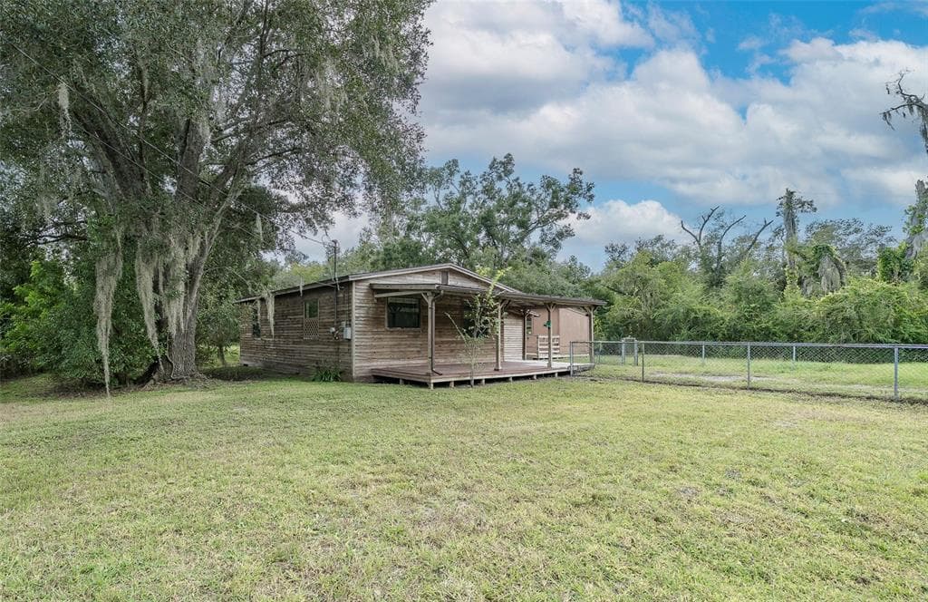 10011 E SLIGH AVENUE