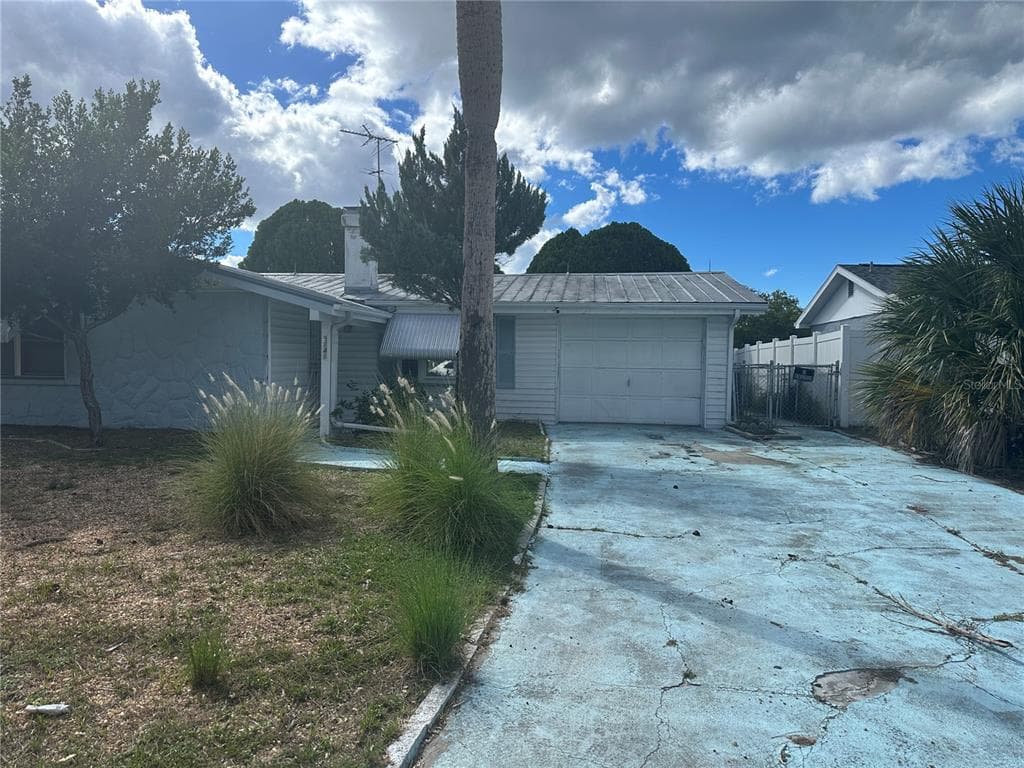 9741 SCENIC DRIVE PORT RICHEY, FL 34668