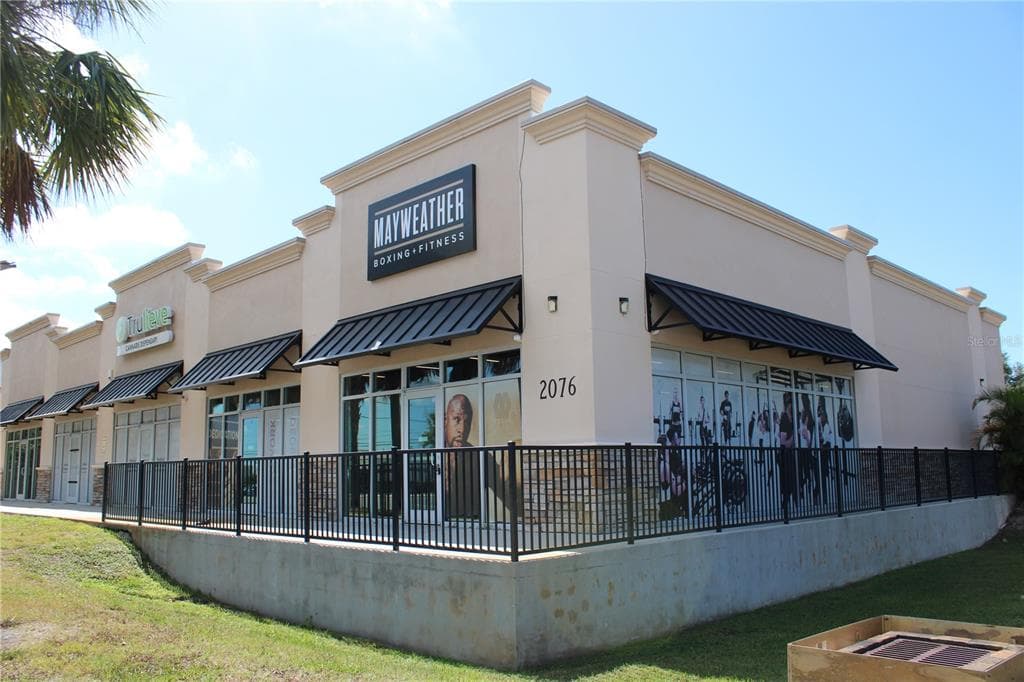 2076 SEMINOLE BOULEVARD UNIT D LARGO, FL 33778