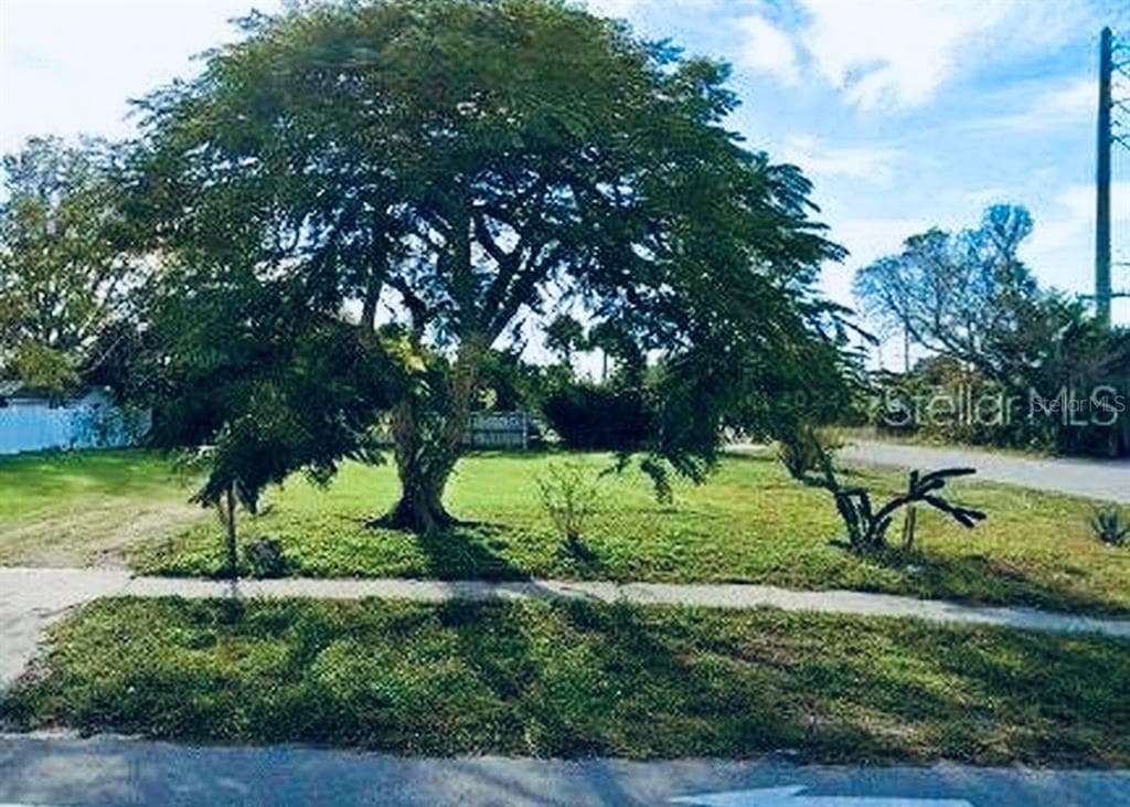 236 SHAMROCK BOULEVARD VENICE, FL 34293