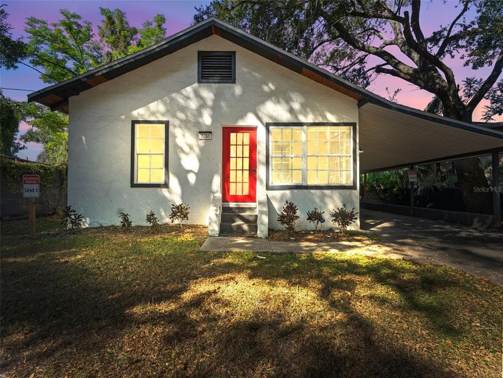 8210 N KLONDYKE STREET UNIT 1 TAMPA, FL 33604
