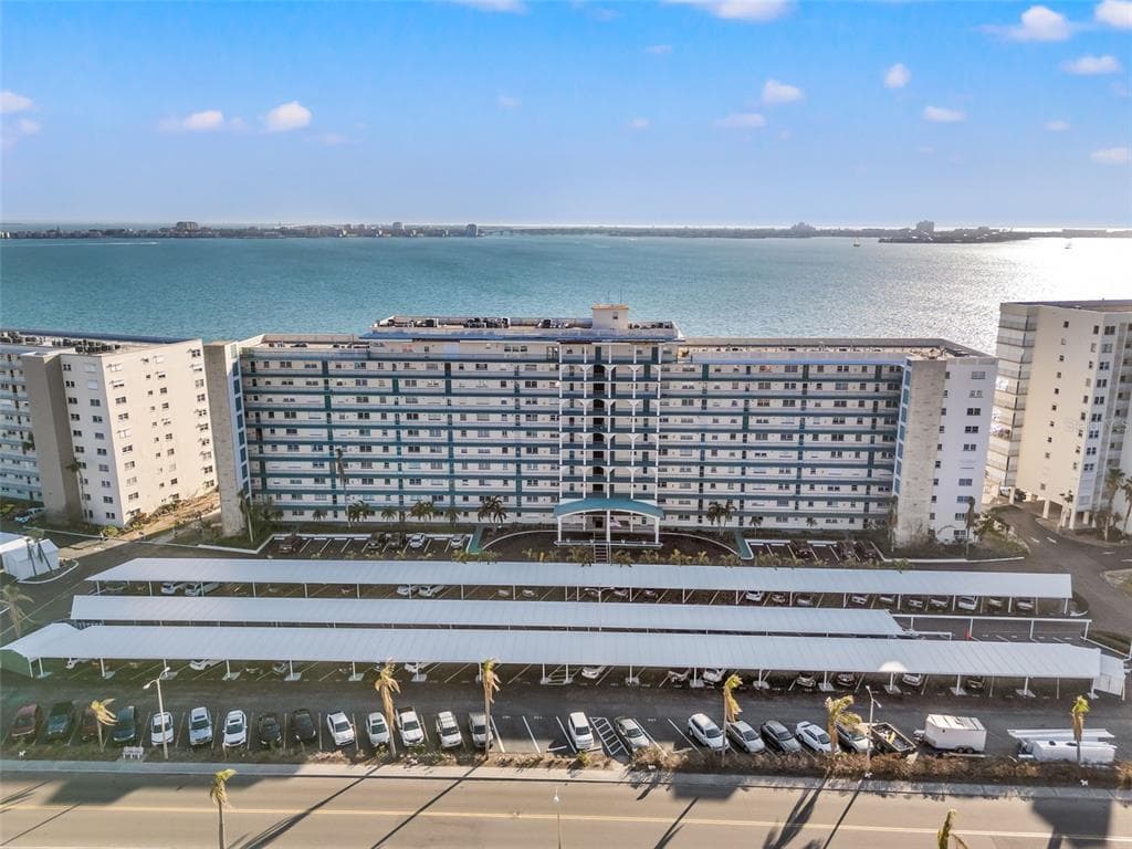 6020 SHORE BOULEVARD S UNIT 602 GULFPORT, FL 33707