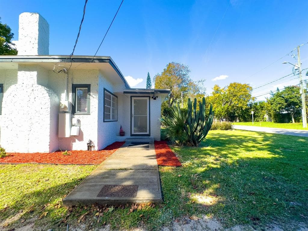 304 WILSON AVENUE DAYTONA BEACH, FL 32114