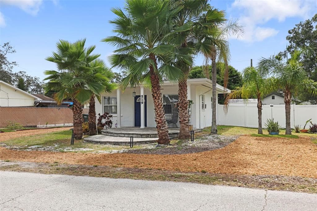 519 13TH AVENUE NW LARGO, FL 33770