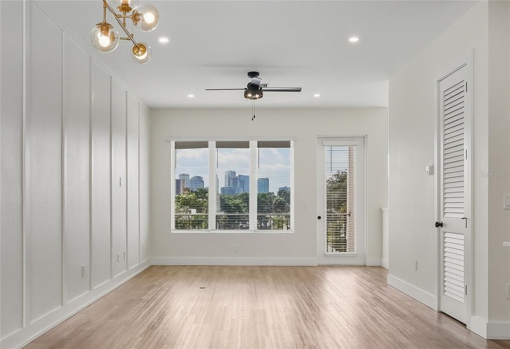 120 E GLADYS STREET UNIT 3 TAMPA, FL 33602