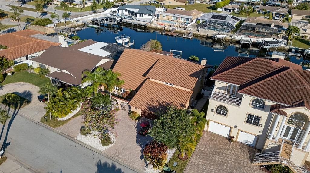 5124 SOUTH SHORE DRIVE NEW PORT RICHEY, FL 34652