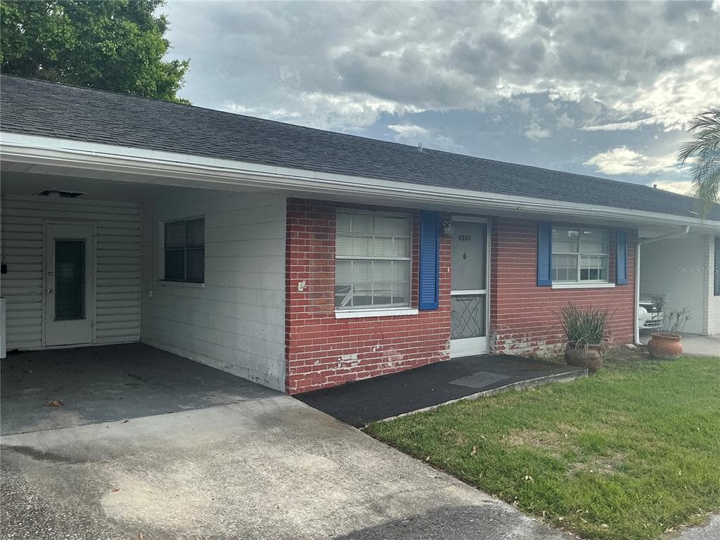 4994 JONQUIL PLACE N UNIT 278 PINELLAS PARK, FL 33782