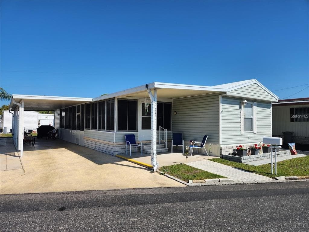 4150 66TH STREET N UNIT 222 ST PETERSBURG, FL 33709