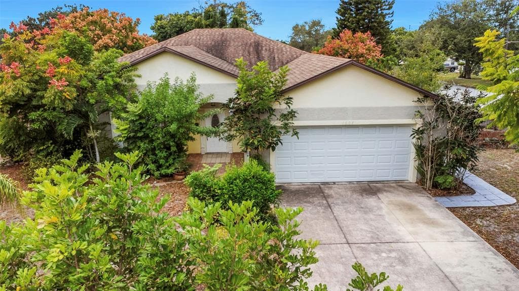 1008 WOOD AVENUE CLEARWATER, FL 33755
