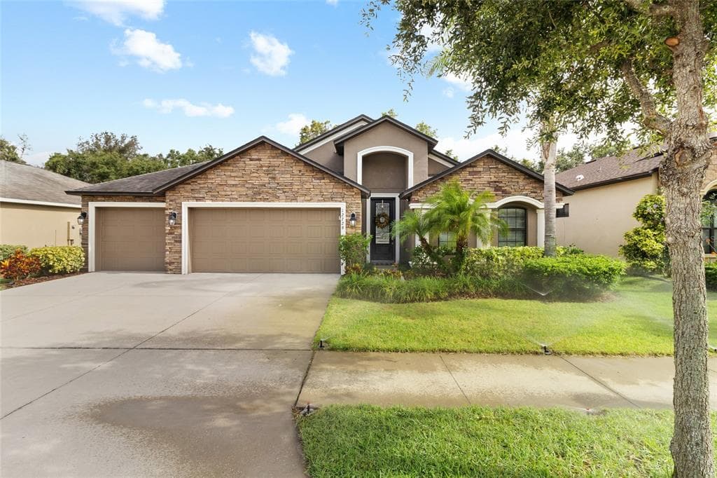12729 FLATWOOD CREEK DRIVE GIBSONTON, FL 33534