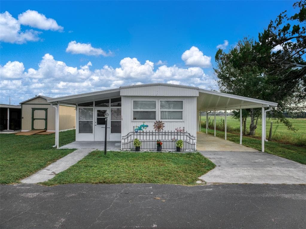 18 GARY AVENUE LAKE PLACID, FL 33852