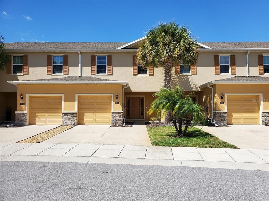 8342 PINE RIVER ROAD TAMPA, FL 33637