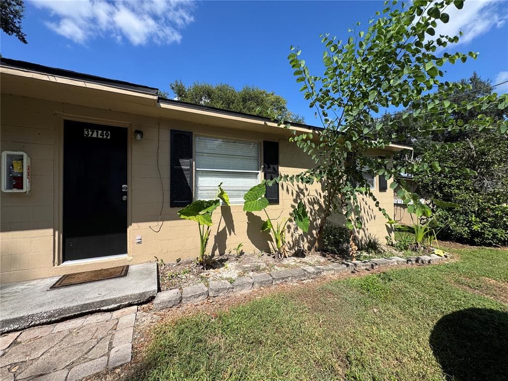 37149 MARLU LANE DADE CITY, FL 33525