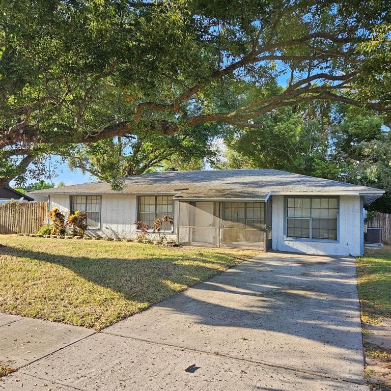 1734 ELISE MARIE DRIVE SEFFNER, FL 33584