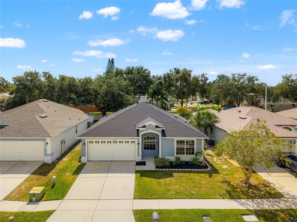 11033 WHITTNEY CHASE DRIVE RIVERVIEW, FL 33579