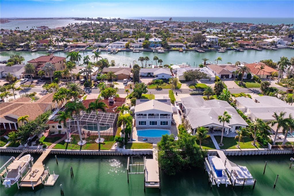 403 HERMOSITA DRIVE ST PETE BEACH, FL 33706