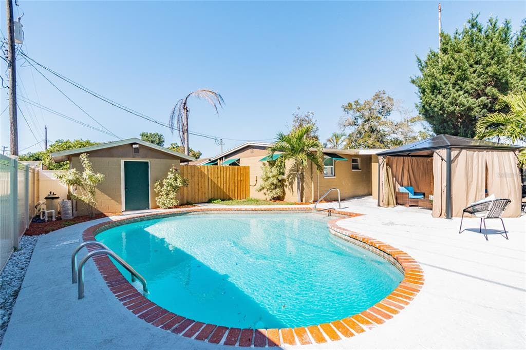 6024 W BURKE STREET TAMPA, FL 33634