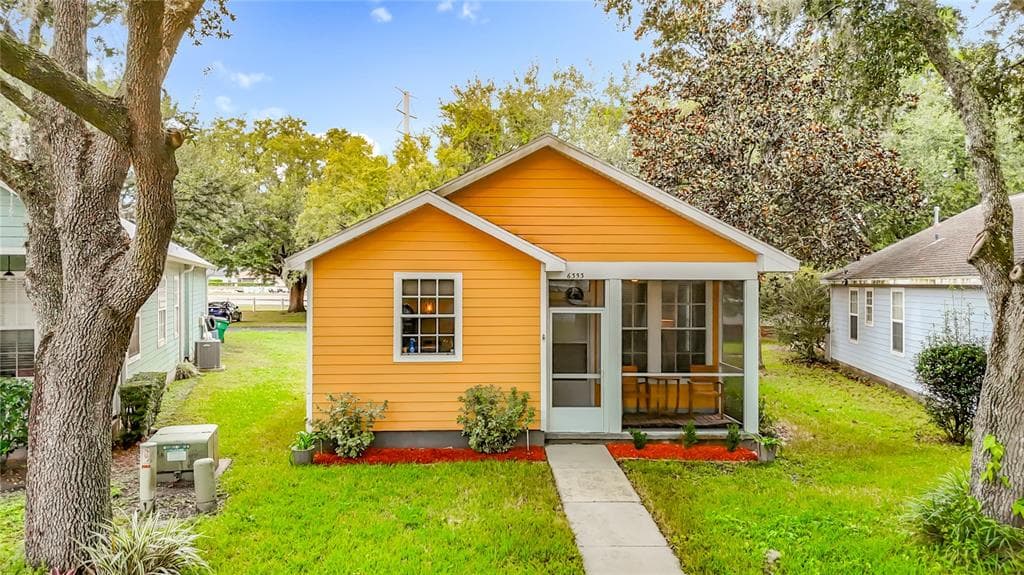 6353 ASHVILLE DRIVE ZEPHYRHILLS, FL 33542