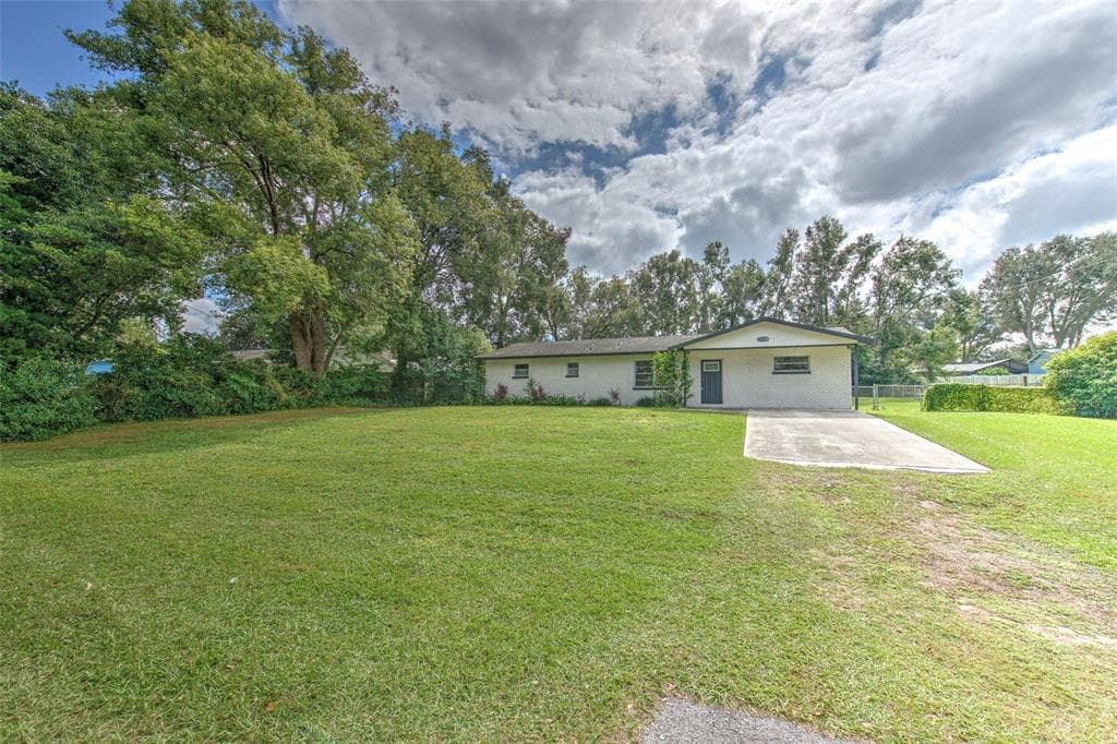 37224 NICOLE AVENUE ZEPHYRHILLS, FL 33541