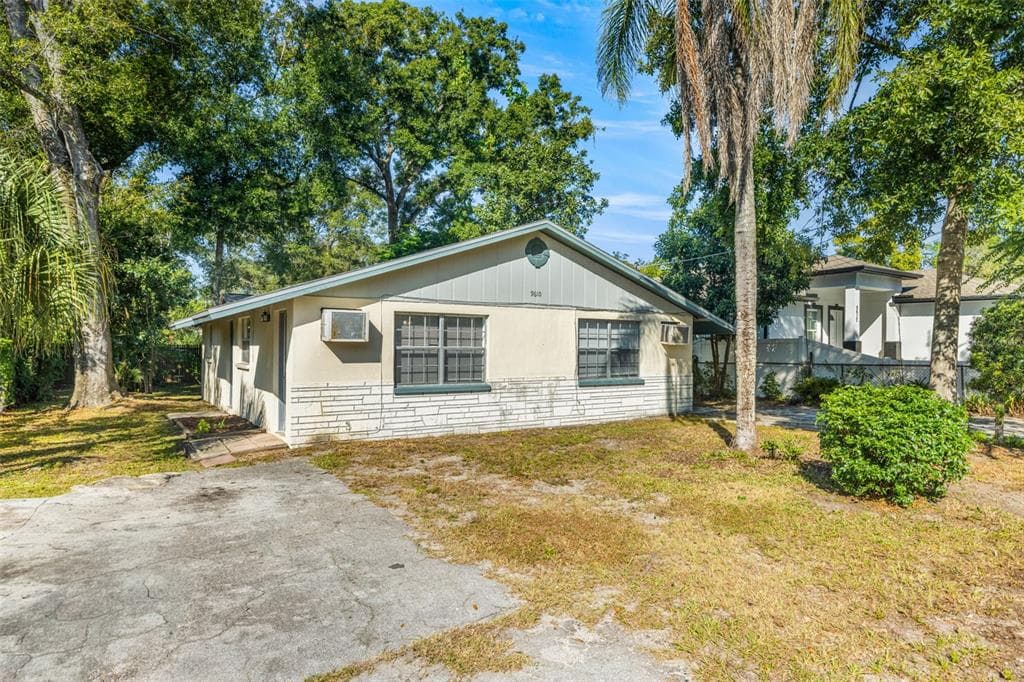 9610 N 12TH STREET TAMPA, FL 33612