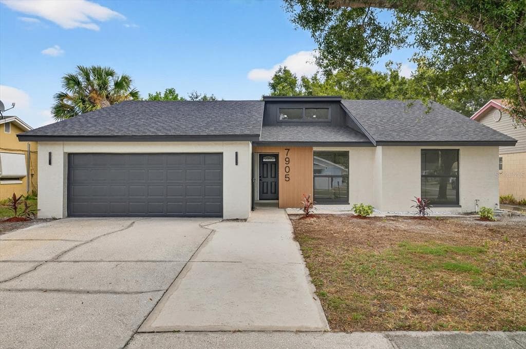 7905 TIMBERLANE WEST DRIVE TAMPA, FL 33615