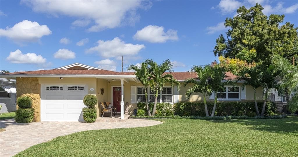 2945 BROOKFIELD DRIVE LARGO, FL 33771