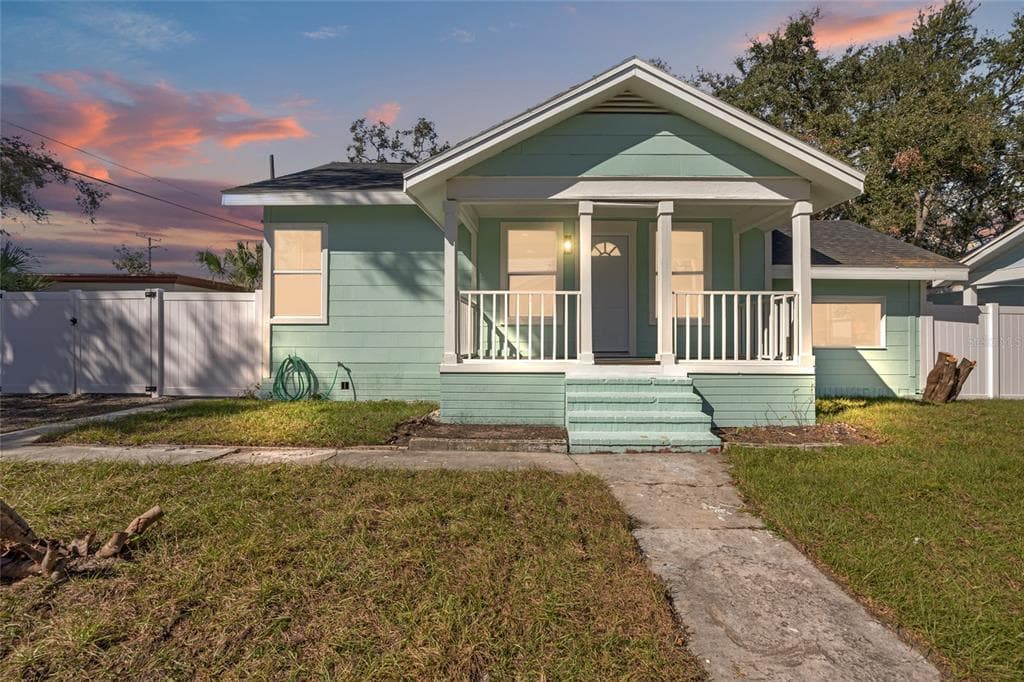 108 KENWOOD AVENUE
