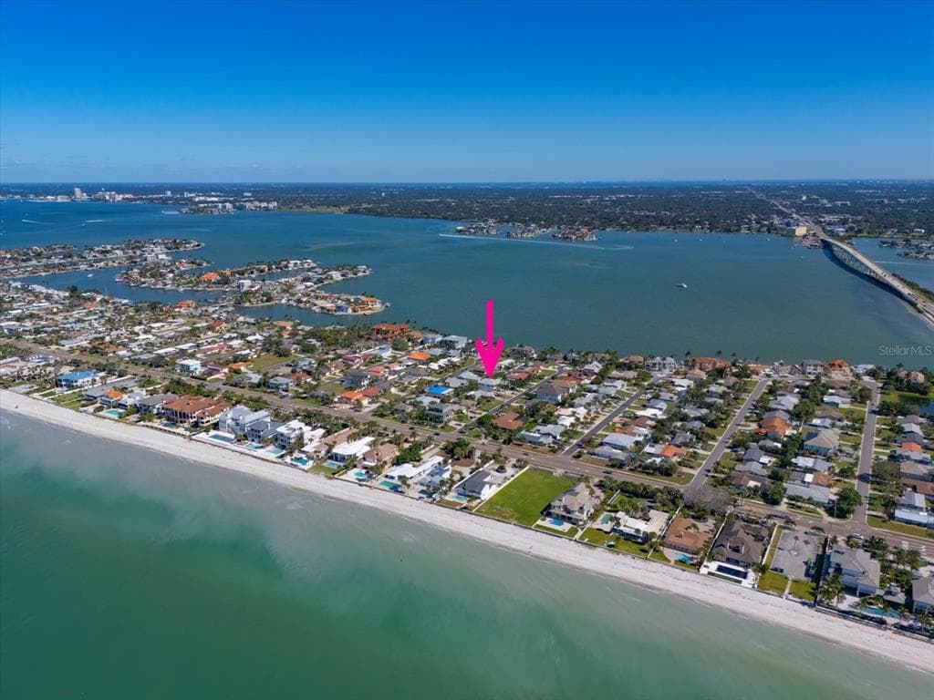 109 15TH STREET BELLEAIR BEACH, FL 33786