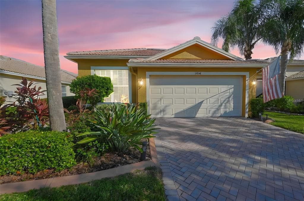 15948 COBBLE MILL DRIVE
