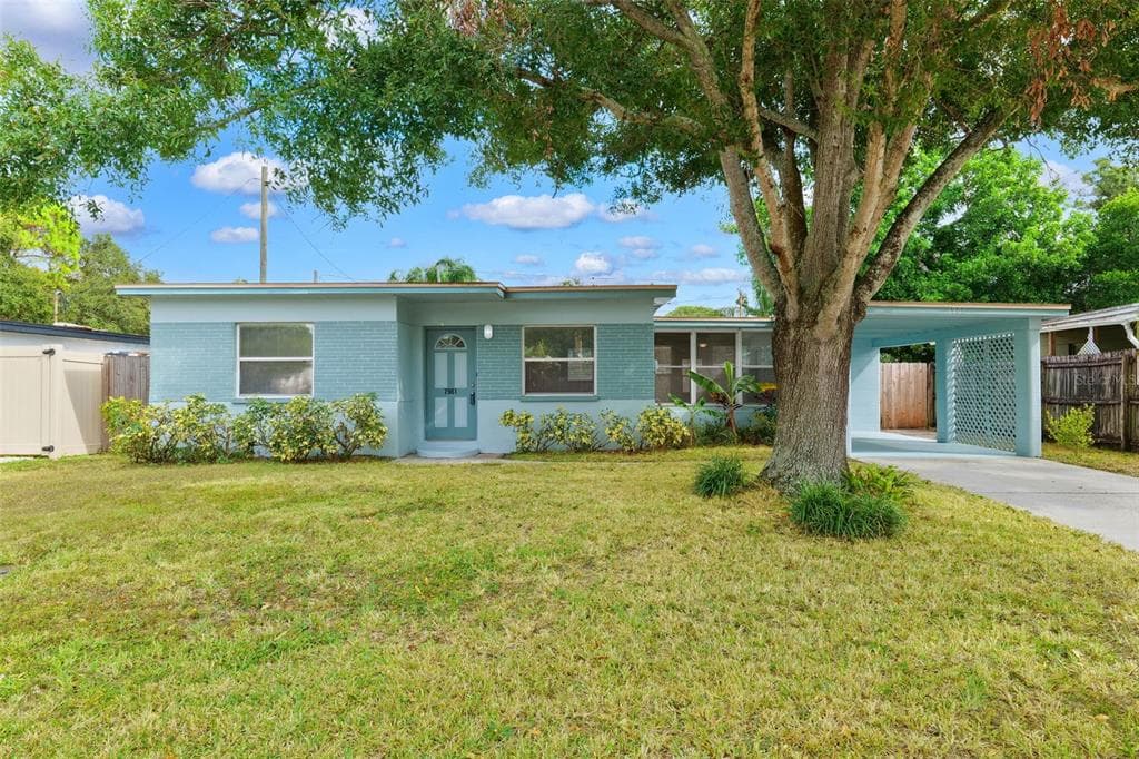 7961 52ND LANE N PINELLAS PARK, FL 33781
