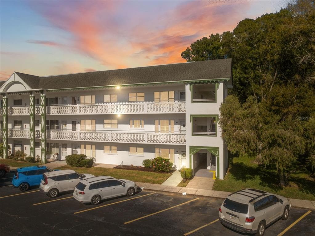 2468 FLORENTINE WAY UNIT 48 CLEARWATER, FL 33763