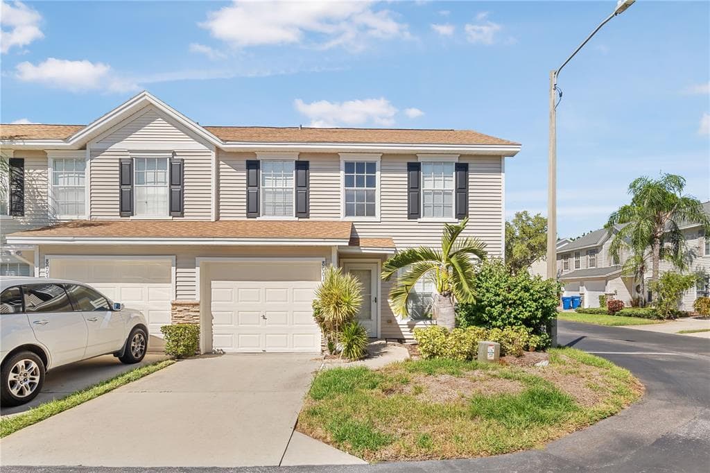8001 BOONE DRIVE LARGO, FL 33773