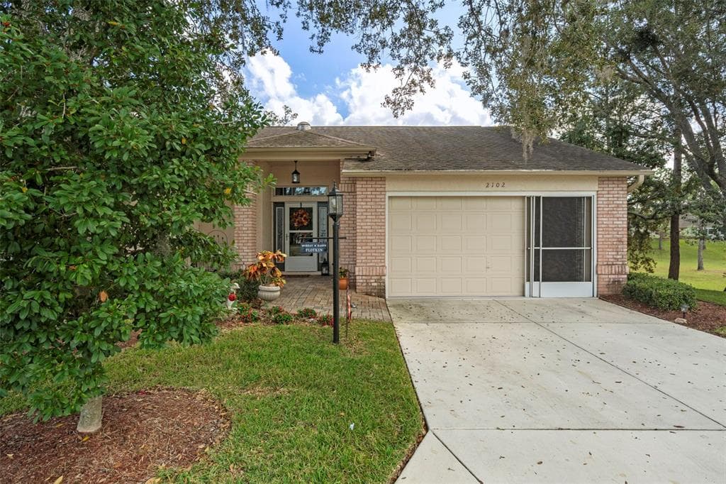 2102 SPRINGMEADOW DRIVE SPRING HILL, FL 34606