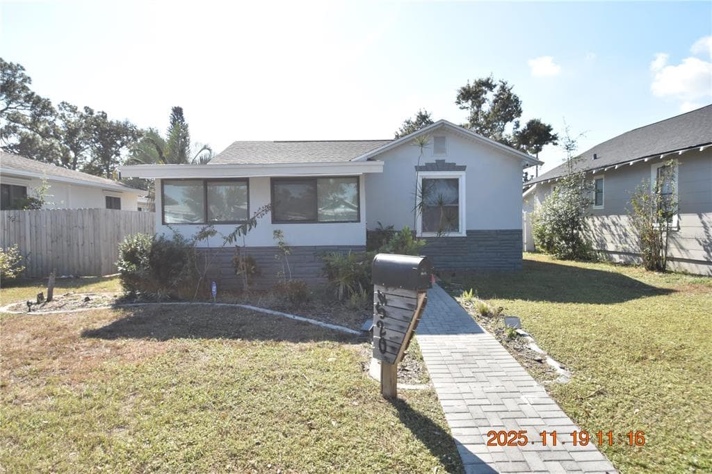 4520 BURLINGTON AVENUE N UNIT FRONT ST PETERSBURG, FL 33713