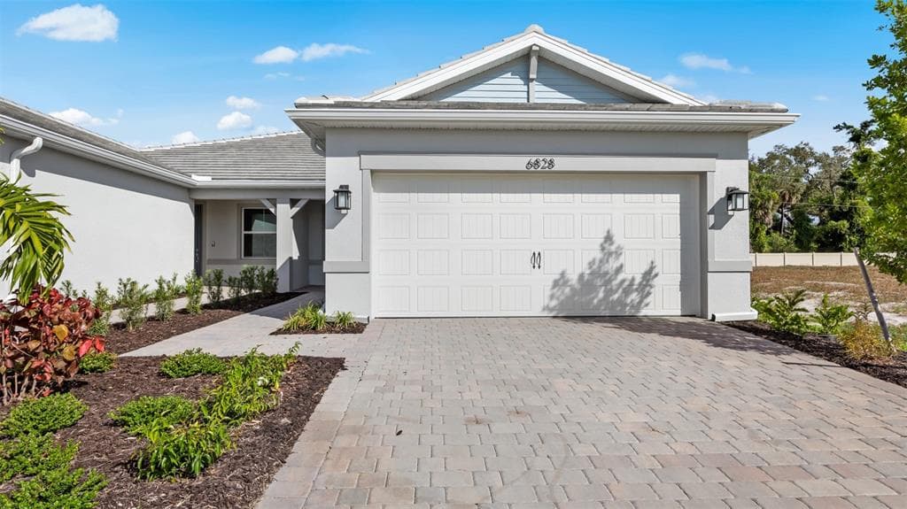 6828 NAVELINA LANE NOKOMIS, FL 34275