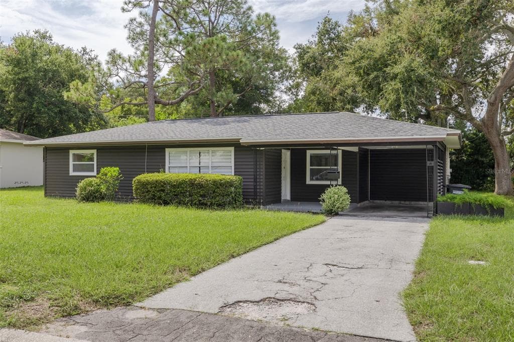 1477 PINEBROOK DRIVE CLEARWATER, FL 33755