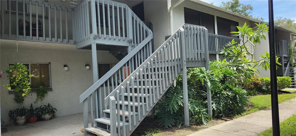 11201 122ND AVENUE UNIT L-232 LARGO, FL 33778