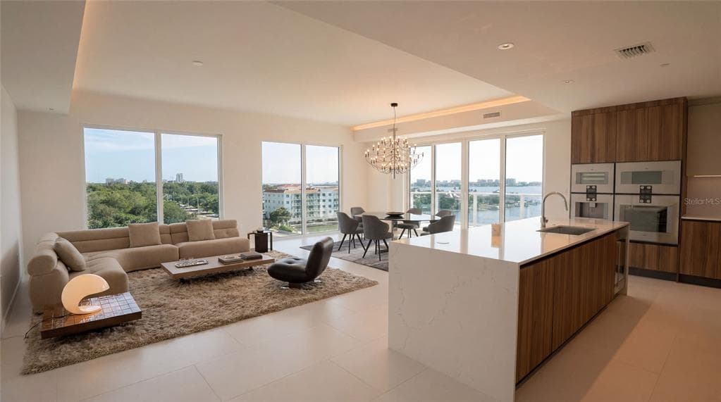 1020 SUNSET POINT ROAD UNIT 609
