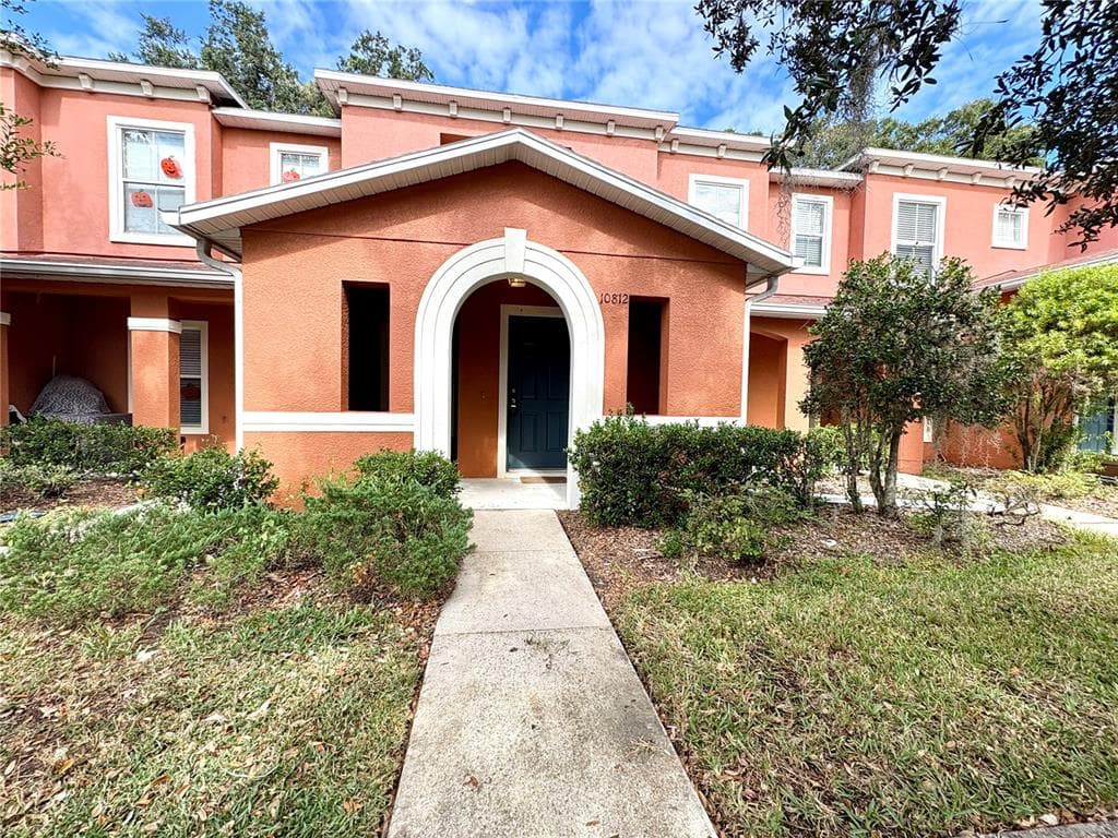 10812 KENSINGTON PARK AVENUE RIVERVIEW, FL 33578