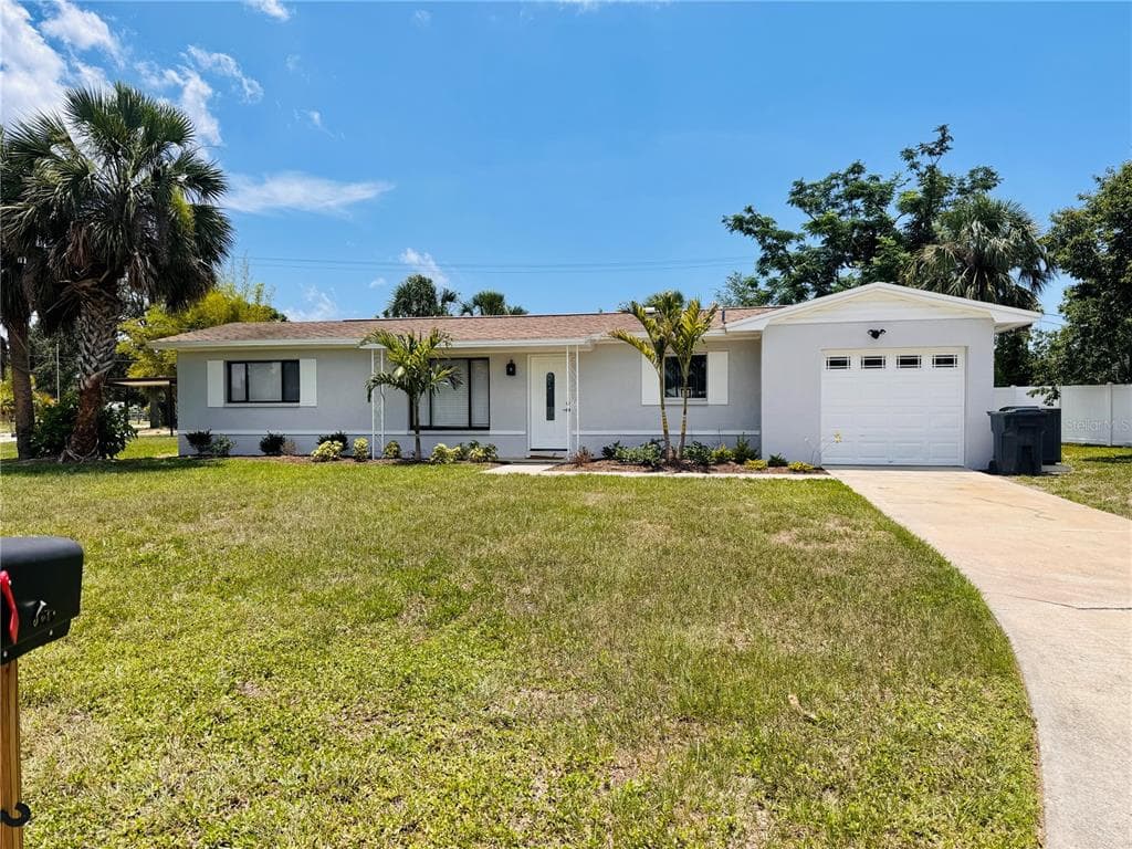 300 FRANCIS DRIVE APOLLO BEACH, FL 33572