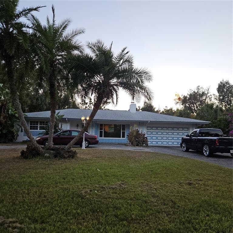 2446 FAIRWAY AVENUE S ST PETERSBURG, FL 33712