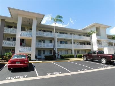 1235 S HIGHLAND AVENUE UNIT 4-307 CLEARWATER, FL 33756