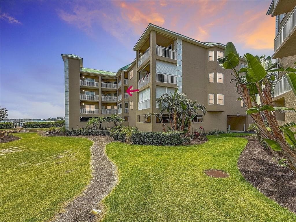 399 150TH AVENUE UNIT 218 MADEIRA BEACH, FL 33708