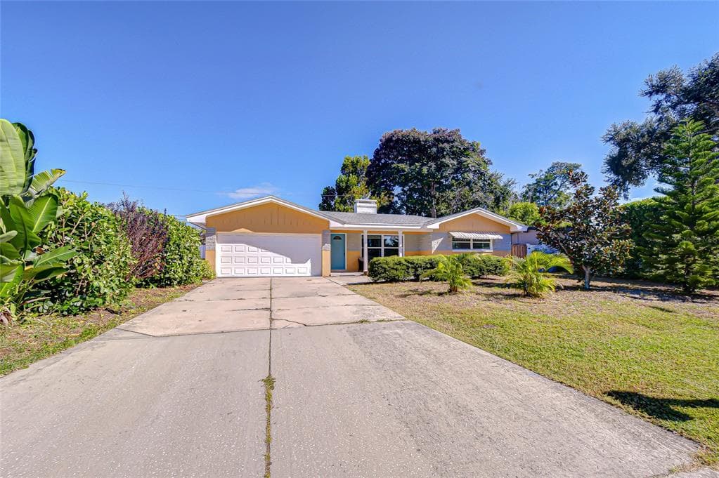 1725 LOMBARDY DRIVE CLEARWATER, FL 33755