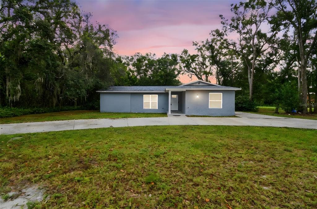 6005 LAKESIDE DRIVE LUTZ, FL 33558