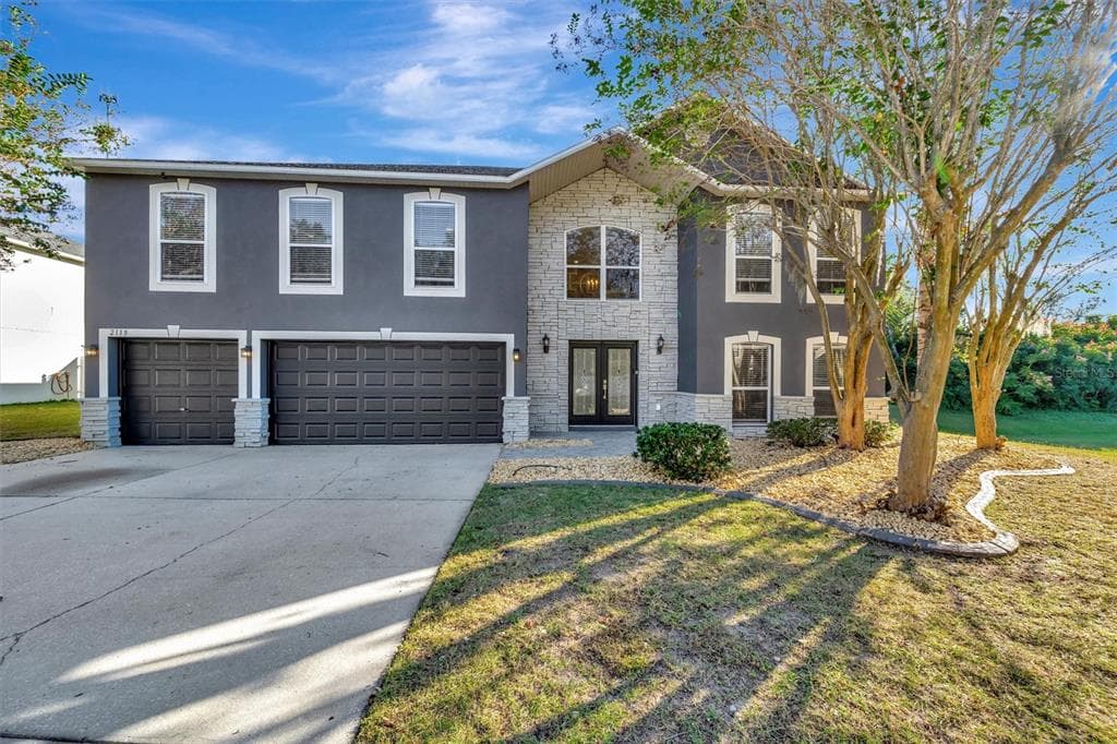 2115 VALRICO HEIGHTS BOULEVARD VALRICO, FL 33594