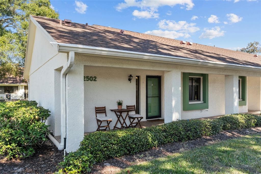 2502 ROYAL PINES CIRCLE UNIT 5A CLEARWATER, FL 33763